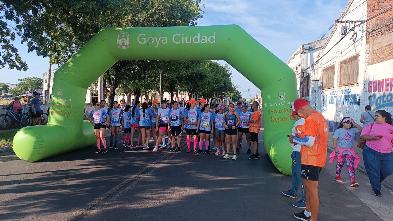 Largada de carrera en Goya Ciudad